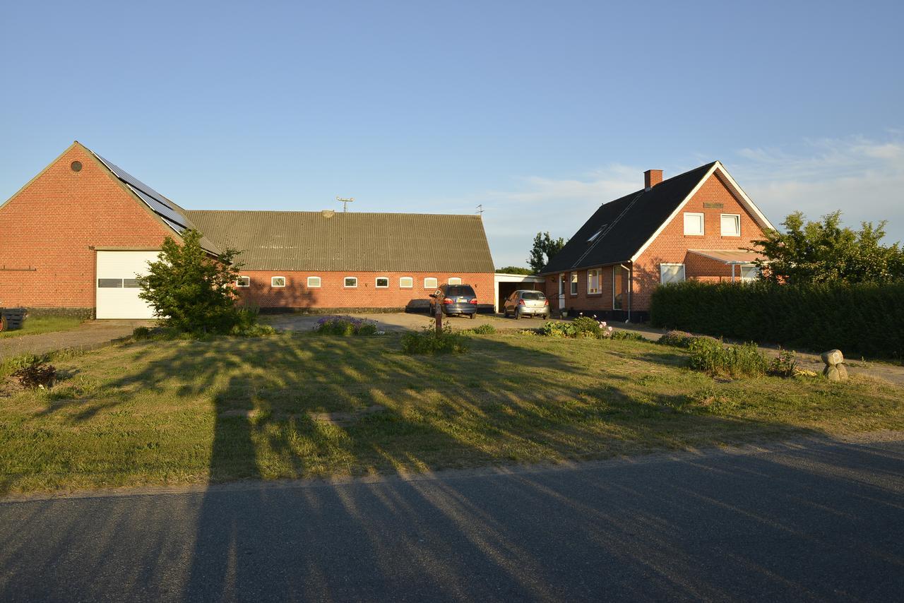 Kardybvej 8 Bed & Breakfast Tastum Екстериор снимка